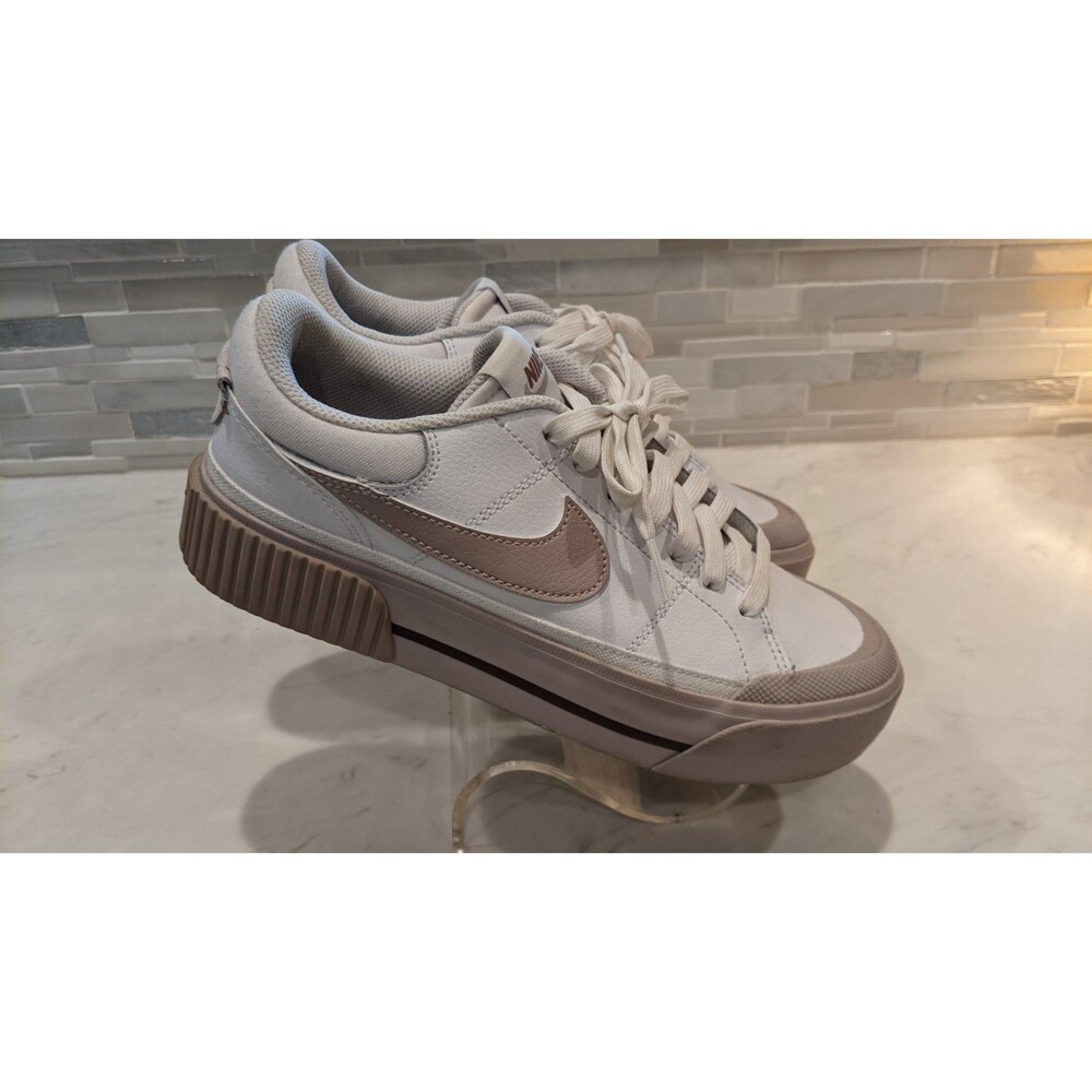 Women's NIKE Court Legacy Lift Shoes in White/Smokey Mauve Platform Sneakers 7.5 - Picture 4 of 11